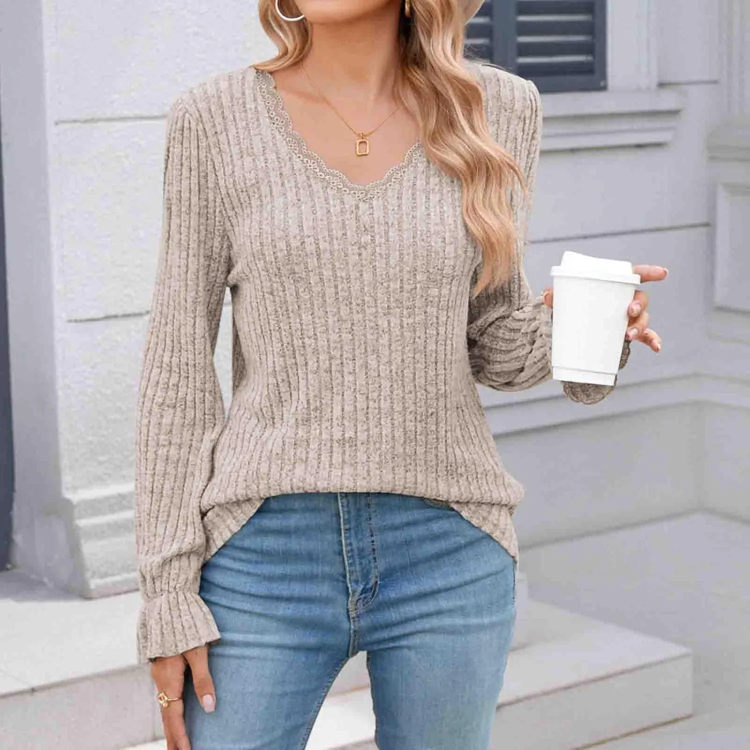 Fahion Sweatshirts for Women long sleeve V Neck Tops 2024 Trendy Casual Ruffle Sleeve Fleece Knitted Pullover Top