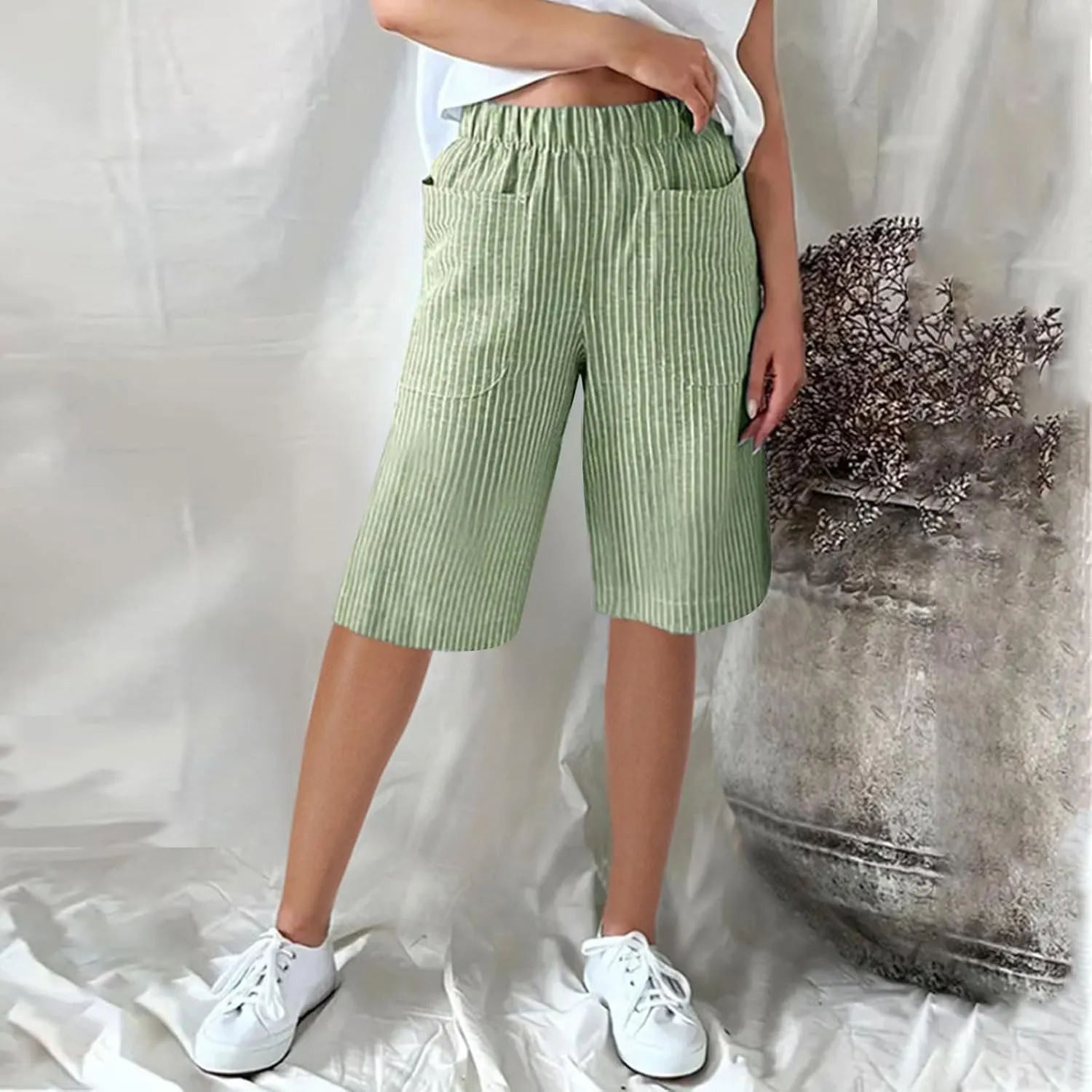 Striped Knee Length Shorts for Women Elastic High Waisted Beach Casual Sports Wide Leg Summer 2025 Shorts with Pockets