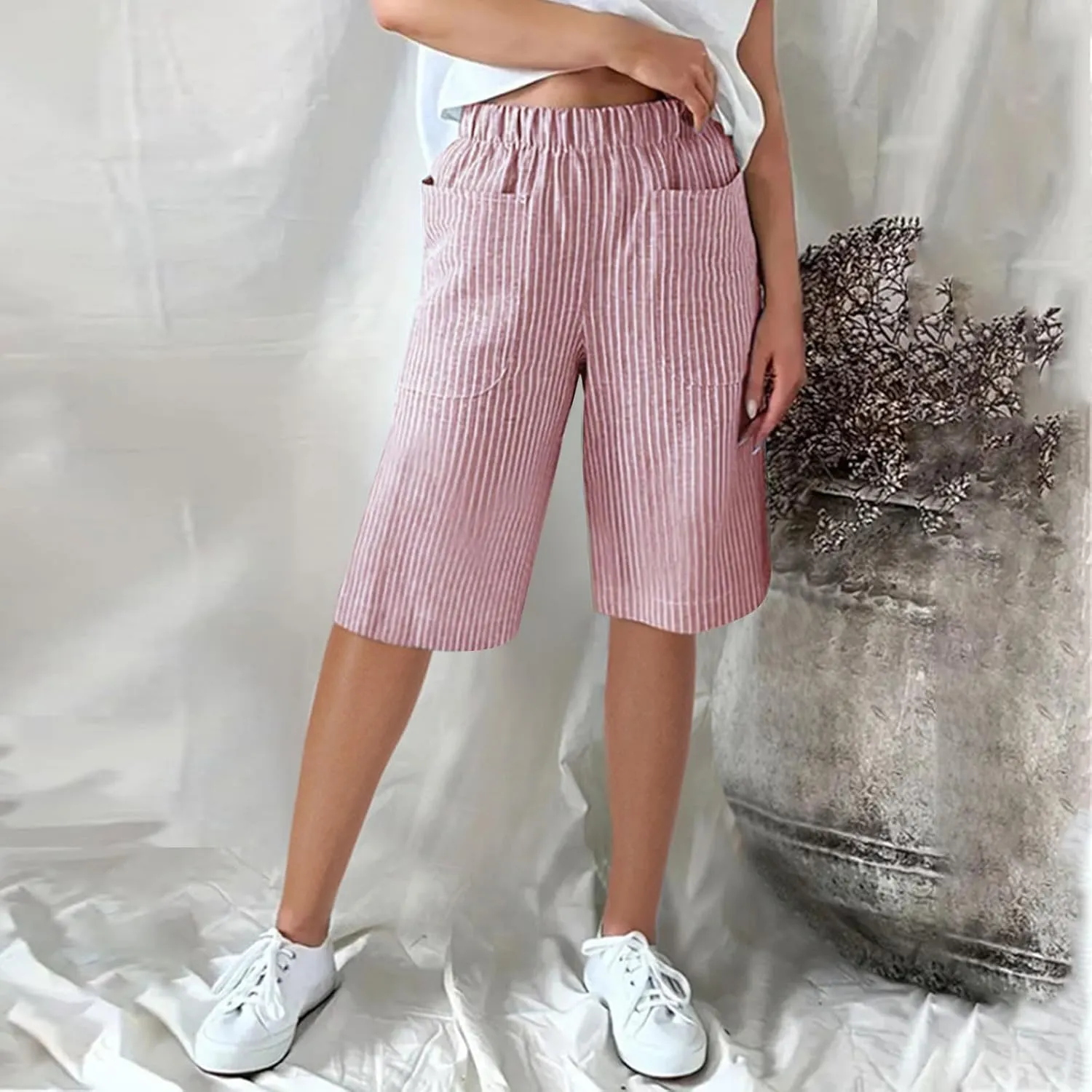 Striped Knee Length Shorts for Women Elastic High Waisted Beach Casual Sports Wide Leg Summer 2025 Shorts with Pockets