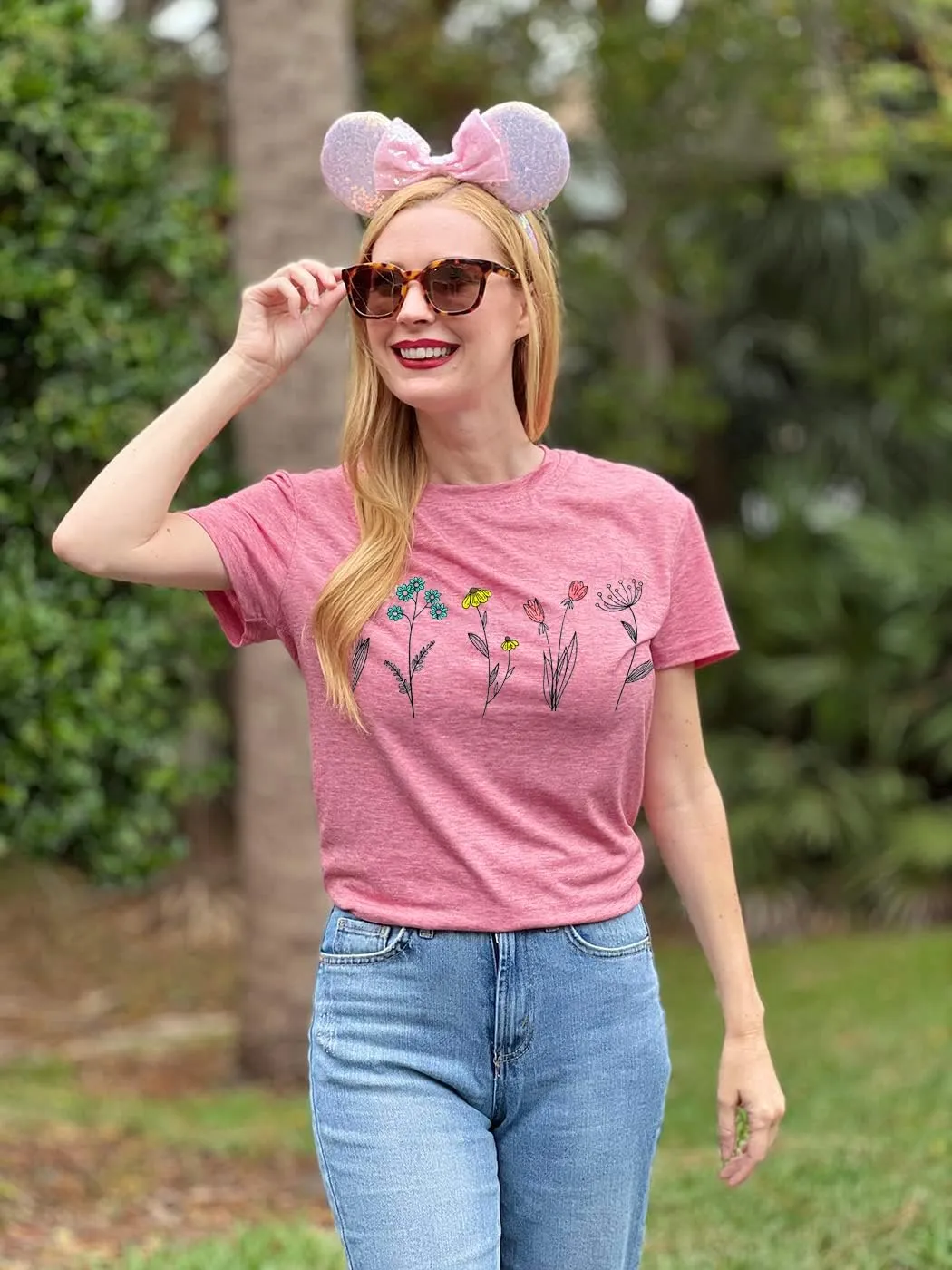 Wildflower Shirts for Women Causal Summer Flower Graphic Tees Cute Garden Plant Lover Tshirts Tops